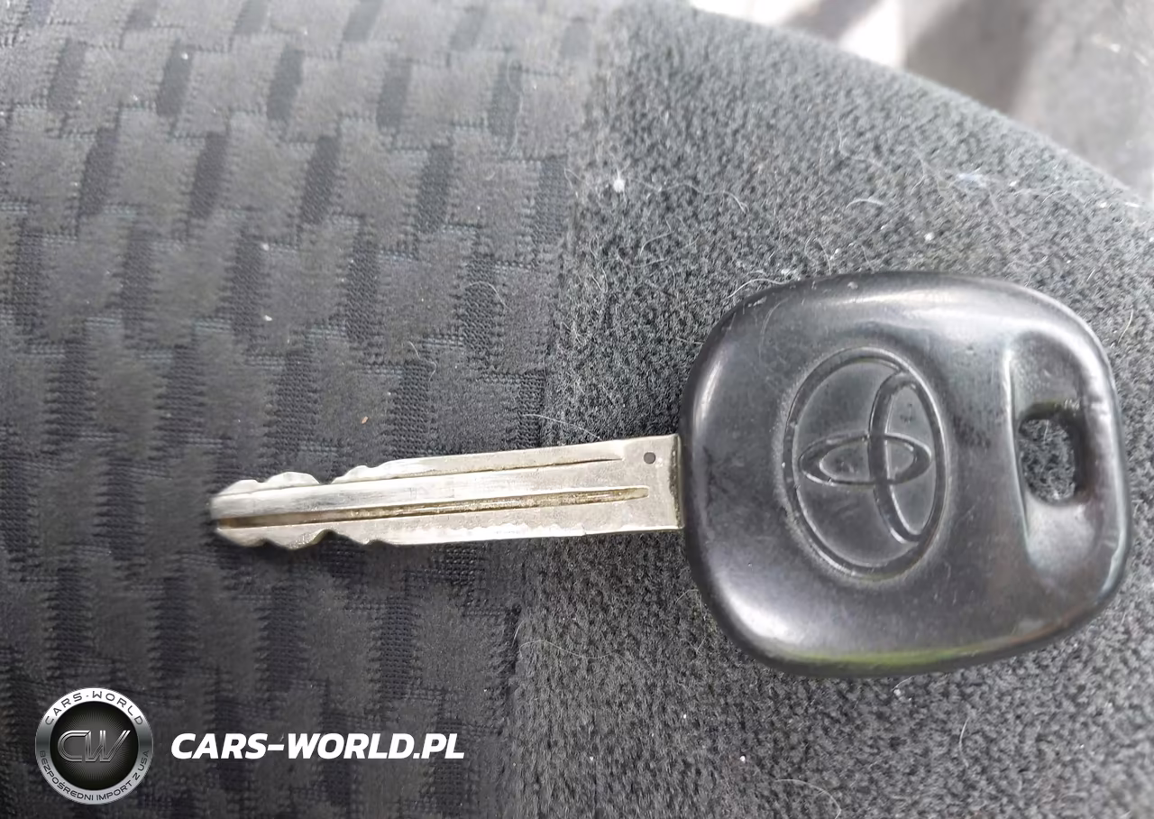 2007 Toyota Corolla S VIN:1NXBR32E17Z926897 - 11