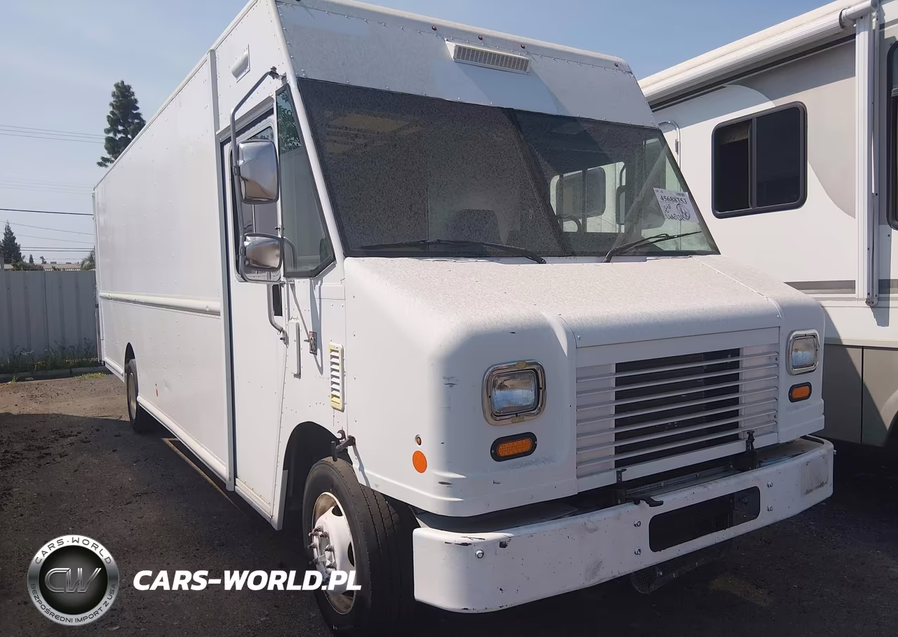 2014 Ford F-59 Commercial Stripped
