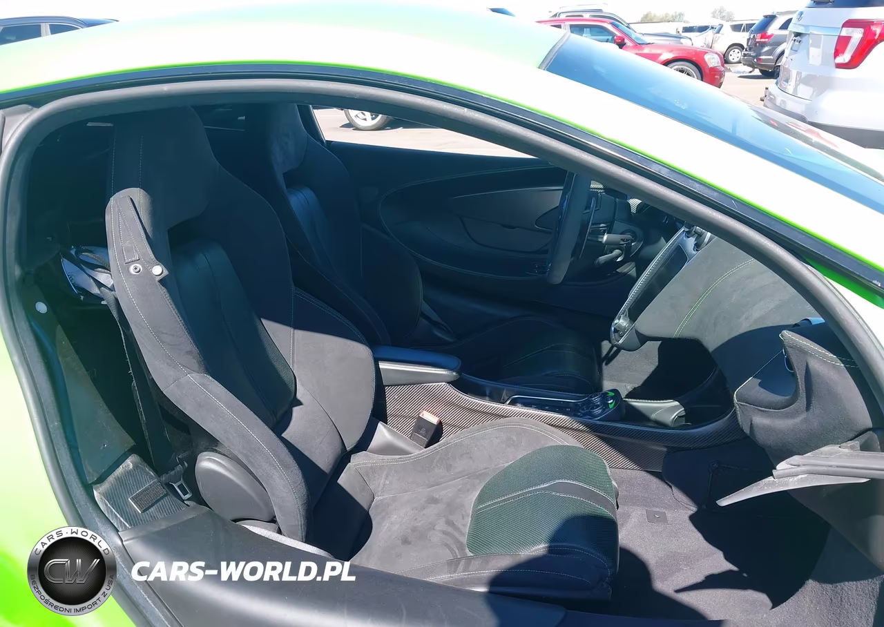 2016 Mclaren 570S VIN:SBM13DAA4GW001094 - 5