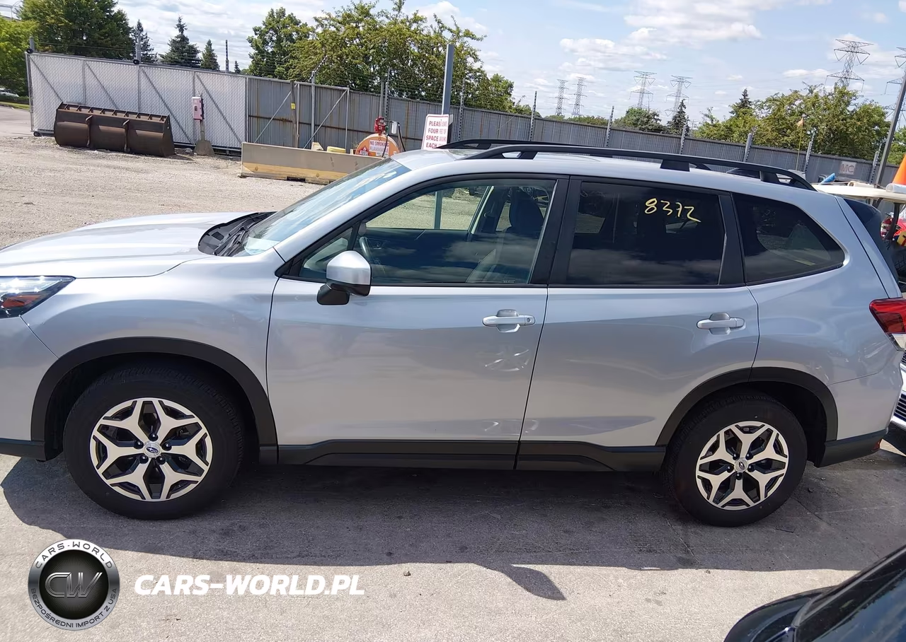 2024 Subaru Forester Premium VIN:JF2SKADC3RH450089 - 15