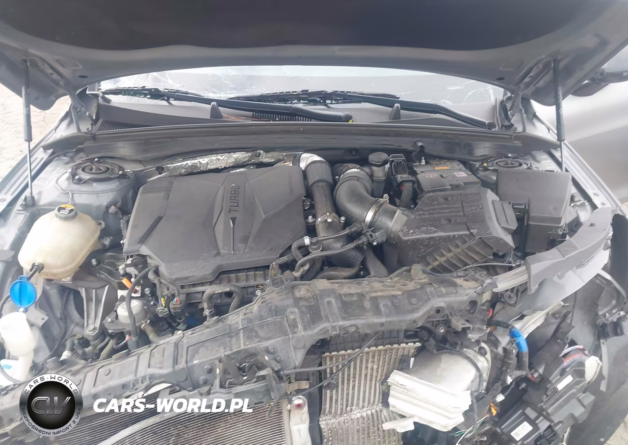 2025 Kia K5 Gt VIN:KNAG44J81S5301989 - 10