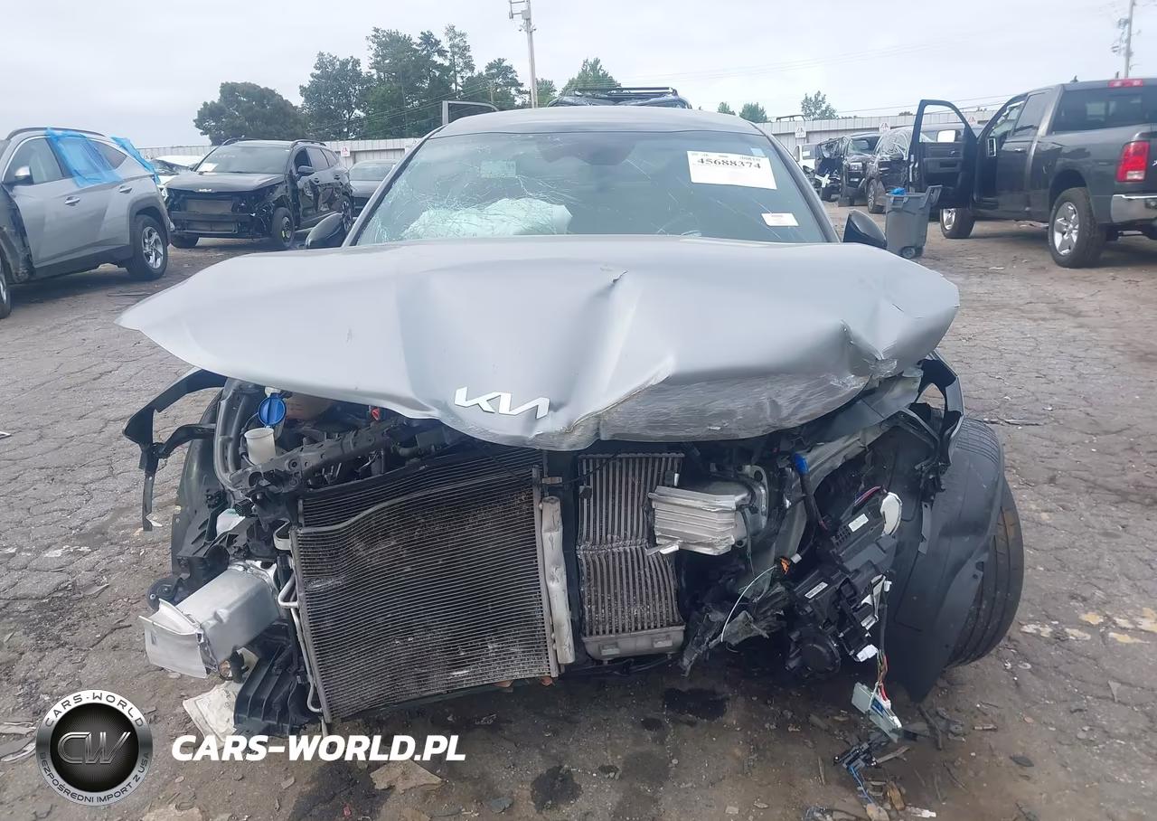 2025 Kia K5 Gt VIN:KNAG44J81S5301989 - 12
