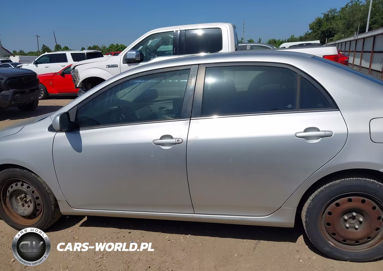 2013 Toyota Corolla Le VIN:5YFBU4EE9DP093511 - 14