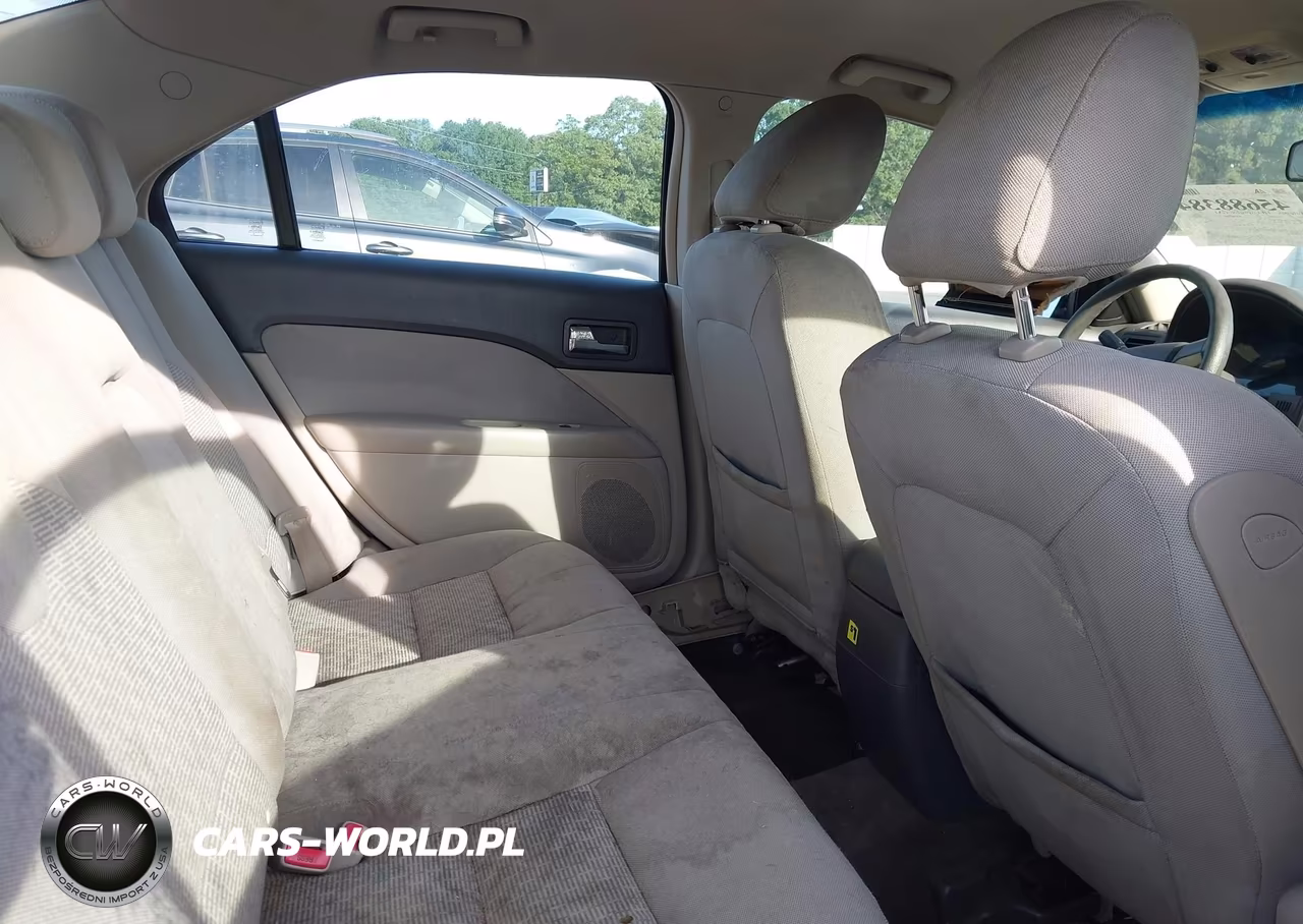 2010 Ford Fusion Se VIN:3FAHP0HA1AR120201 - 8