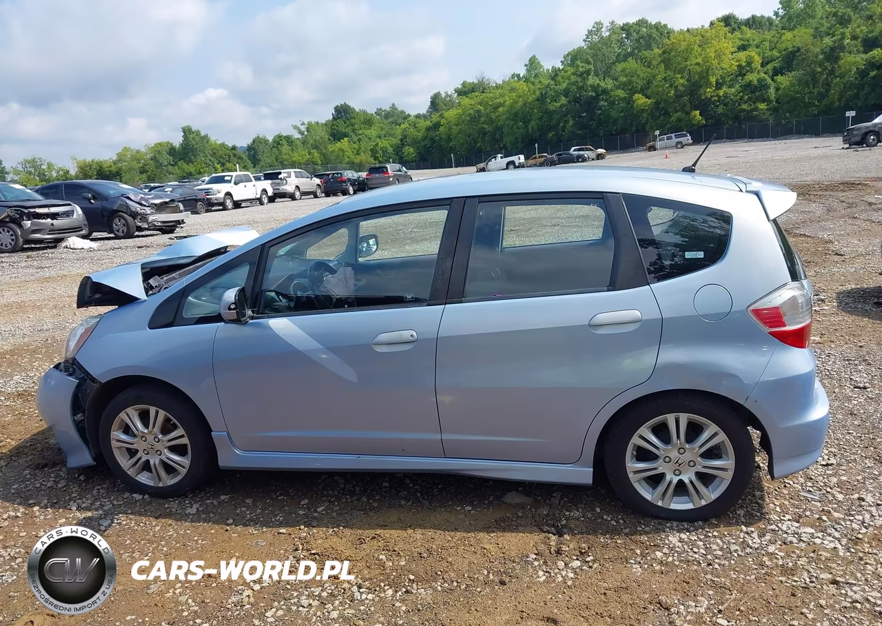2009 Honda Fit Sport VIN:JHMGE88469S031694 - 14