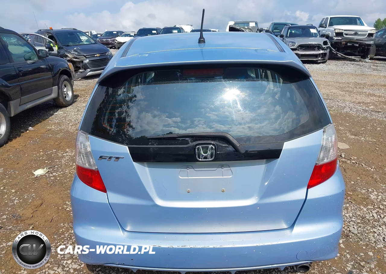 2009 Honda Fit Sport VIN:JHMGE88469S031694 - 16