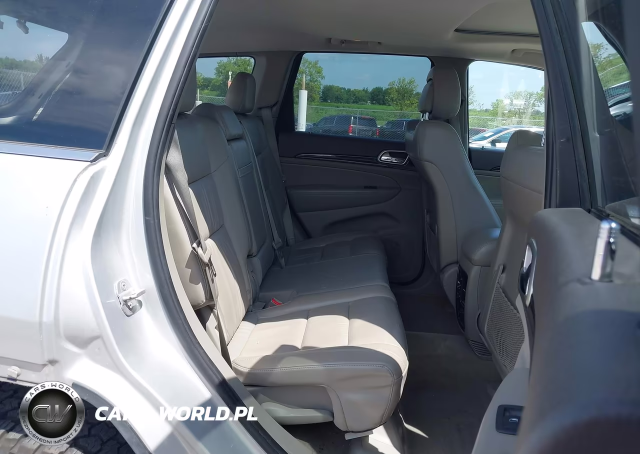 2013 Jeep Grand Cherokee Laredo VIN:1C4RJFAGXDC518303 - 8