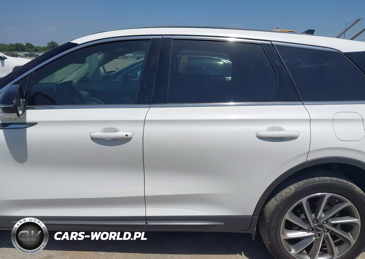 2023 Lincoln Corsair Standard VIN:5LMCJ1CA1PUL12585 - 14