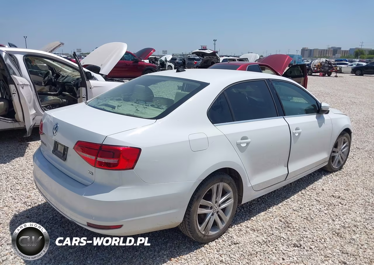 2015 Volkswagen Jetta 2.0L Tdi Sel VIN:3VWLA7AJ4FM210453 - 4