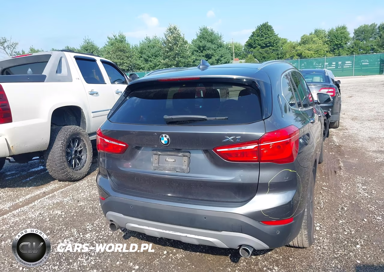2017 BMW X1 xDrive28I VIN:WBXHT3C30H5F73065 - 17
