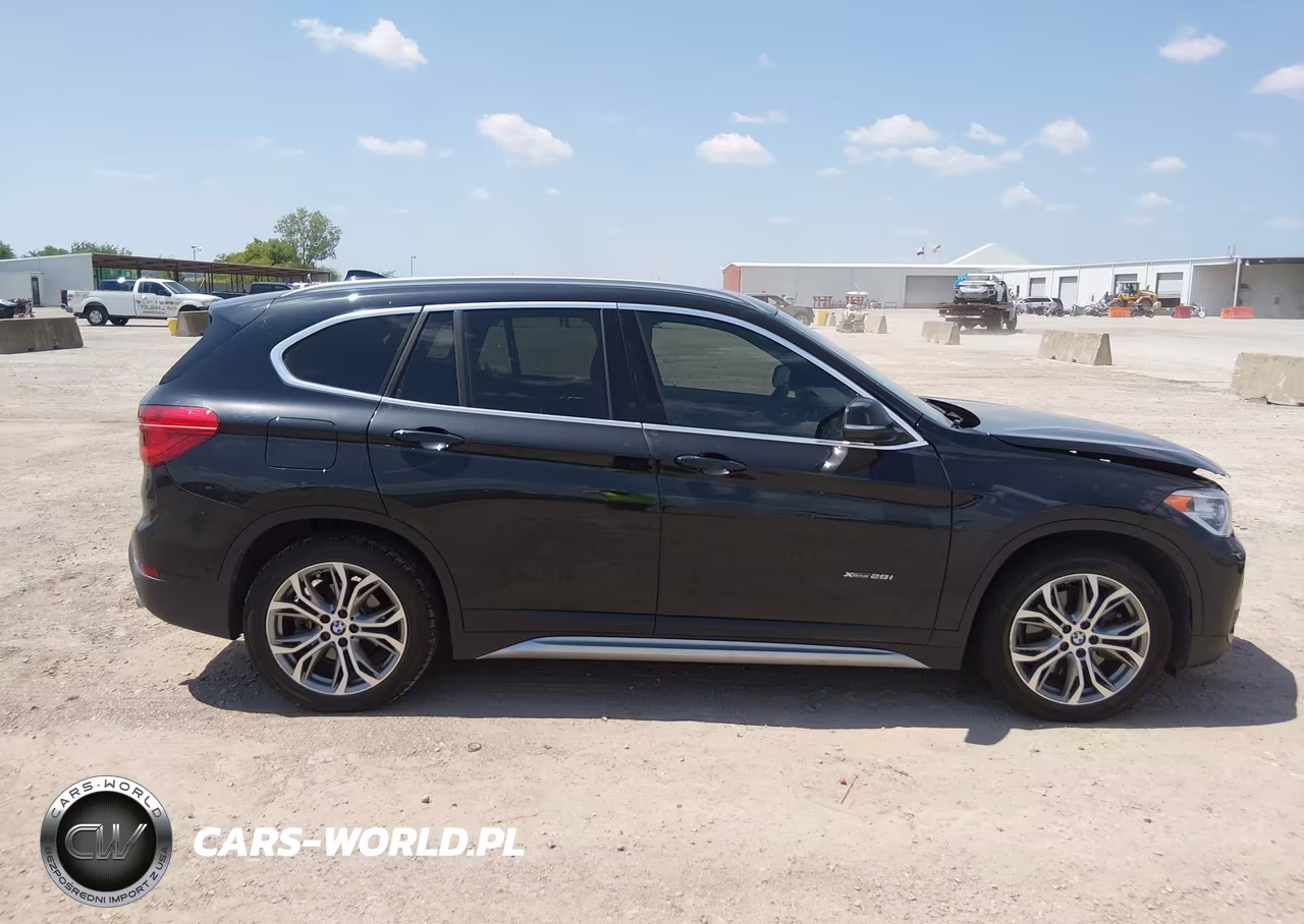 2016 BMW X1 xDrive28I VIN:WBXHT3Z35G4A50734 - 13