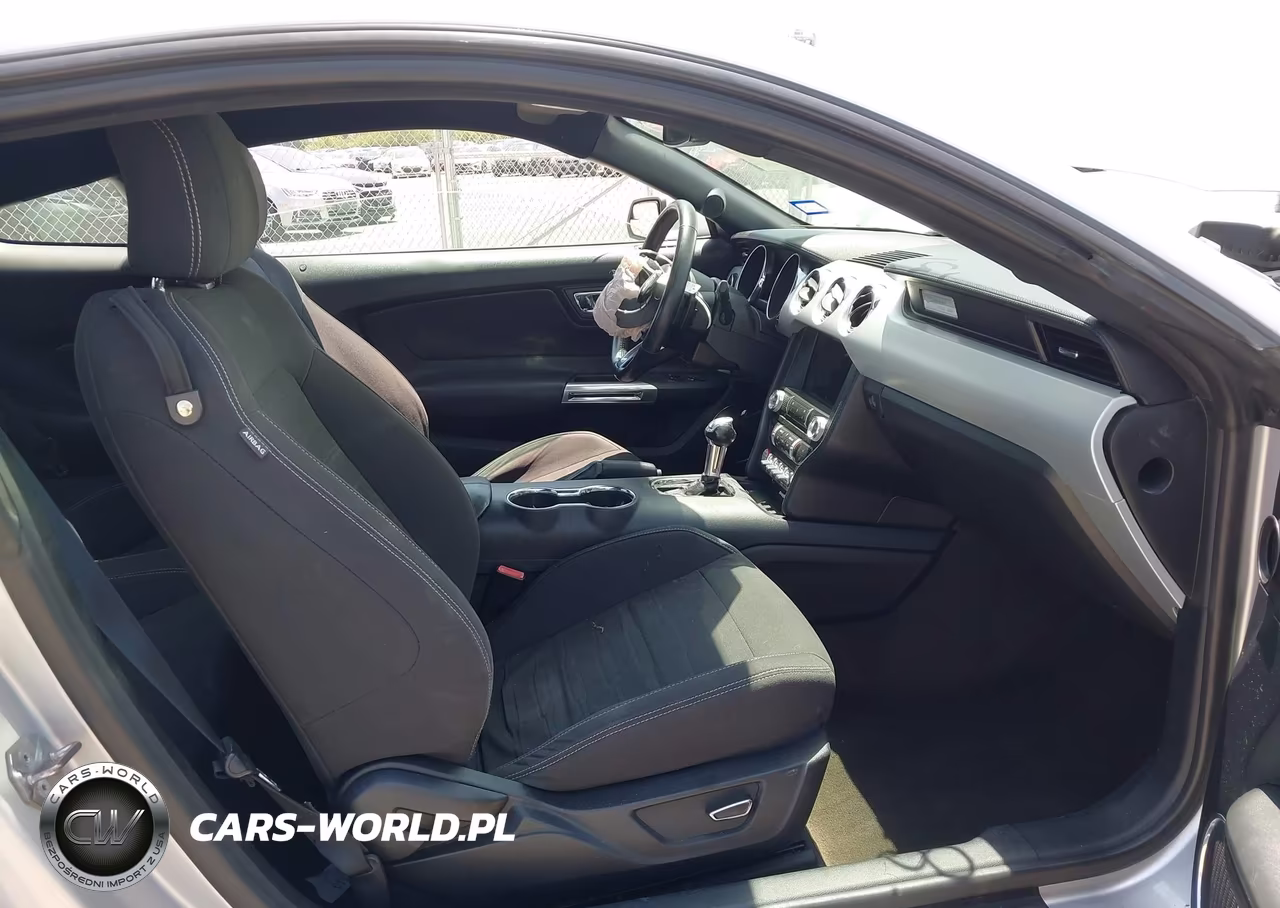 2016 Ford Mustang Ecoboost VIN:1FA6P8TH3G5274852 - 5
