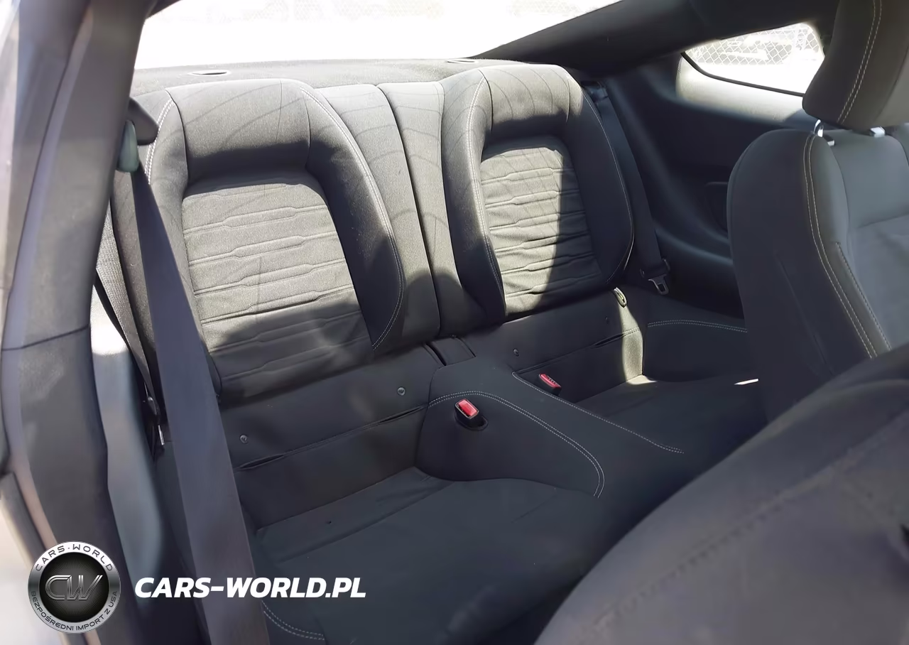 2016 Ford Mustang Ecoboost VIN:1FA6P8TH3G5274852 - 8
