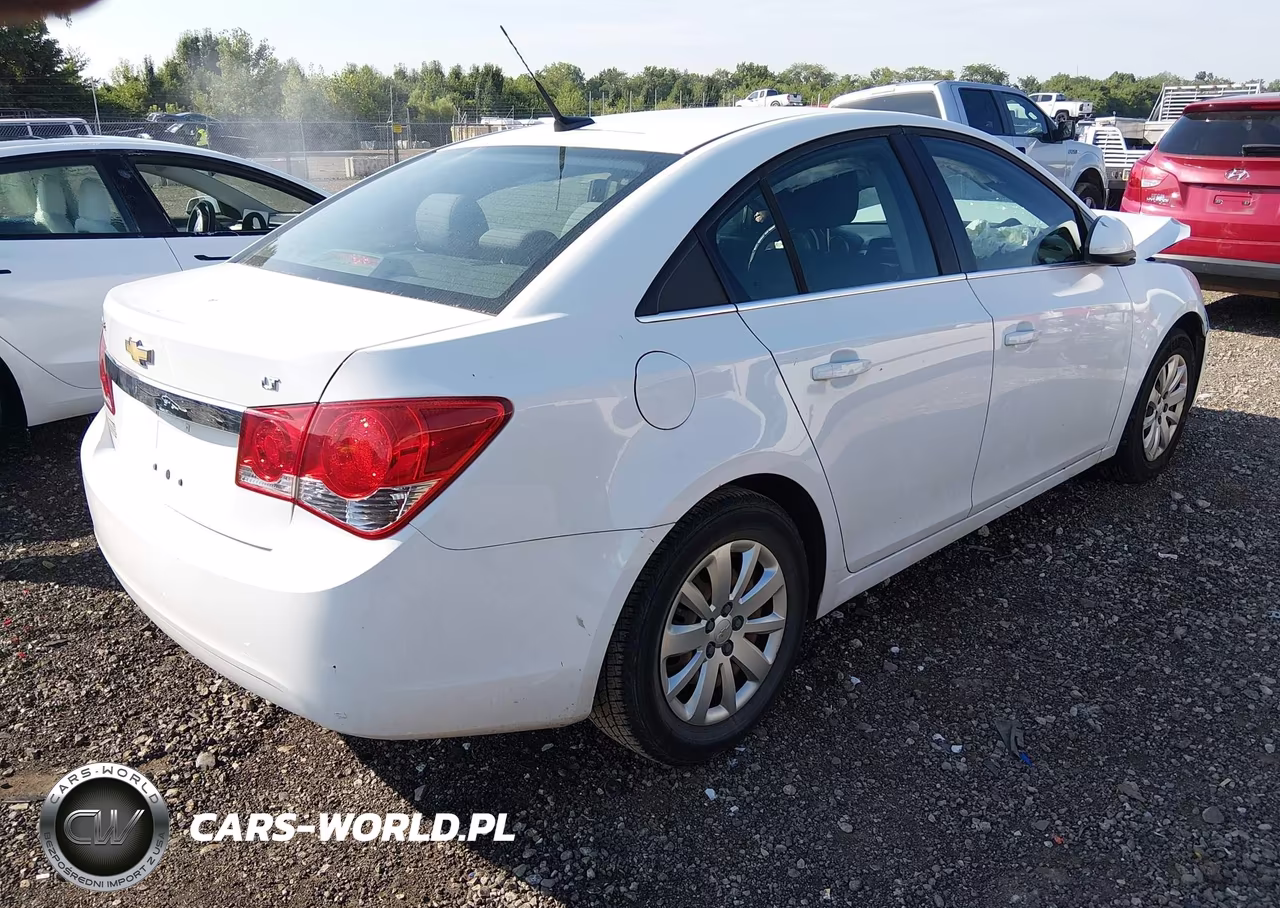 2011 Chevrolet Cruze 1Lt VIN:1G1PF5S92B7124635 - 4