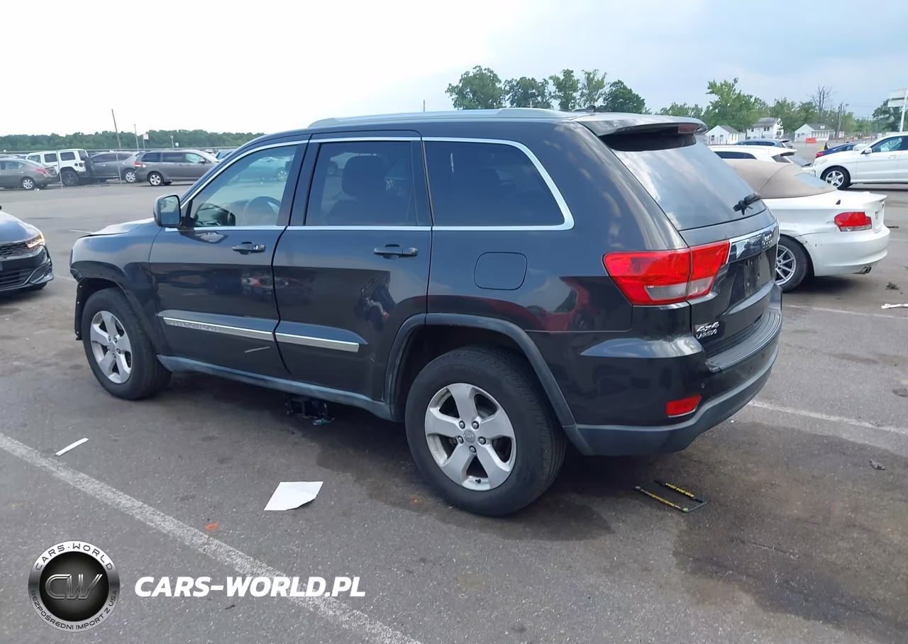 2011 Jeep Grand Cherokee Laredo VIN:1J4RR4GG0BC736617 - 3