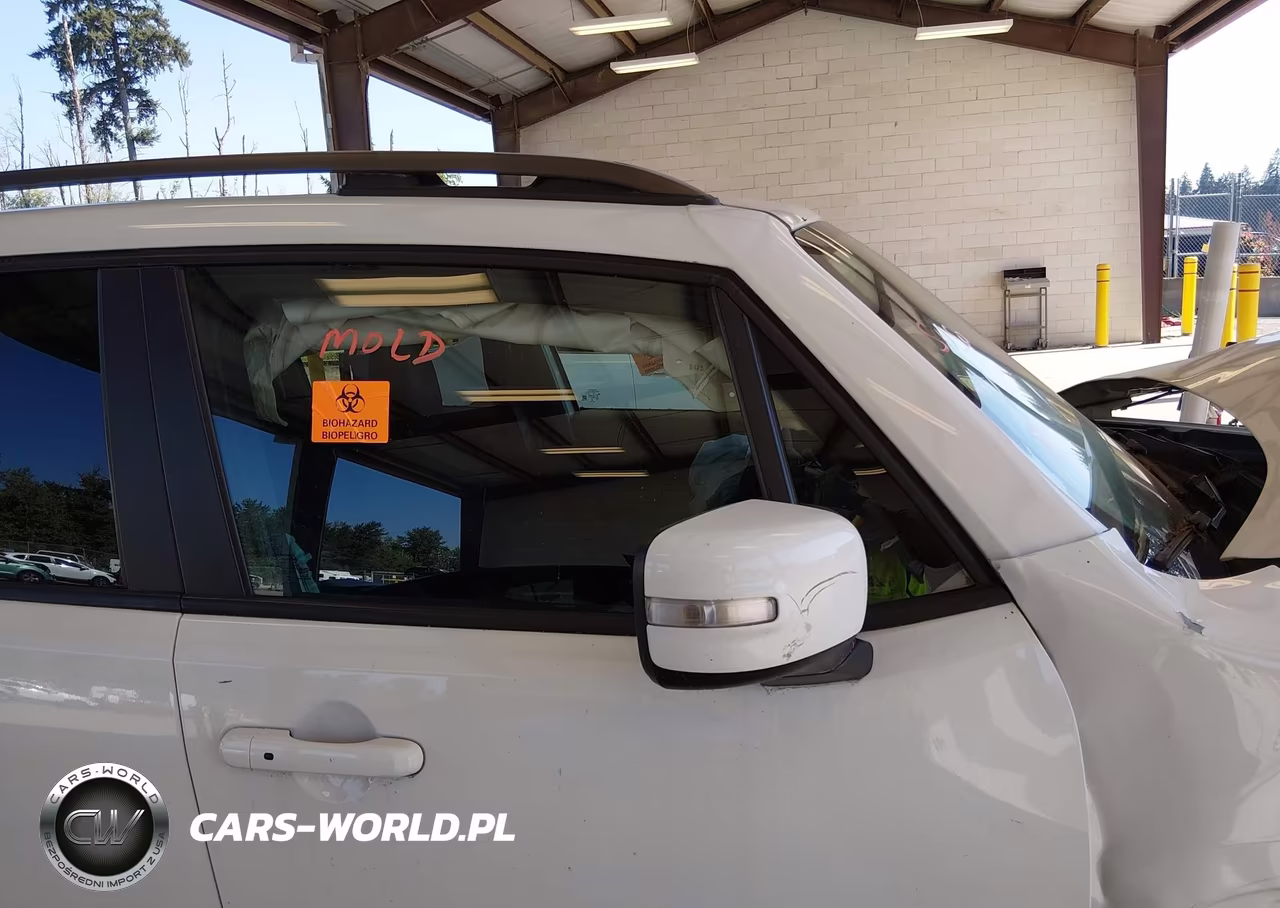 2016 Jeep Renegade 75Th Anniversary VIN:ZACCJABT3GPE39706 - 14