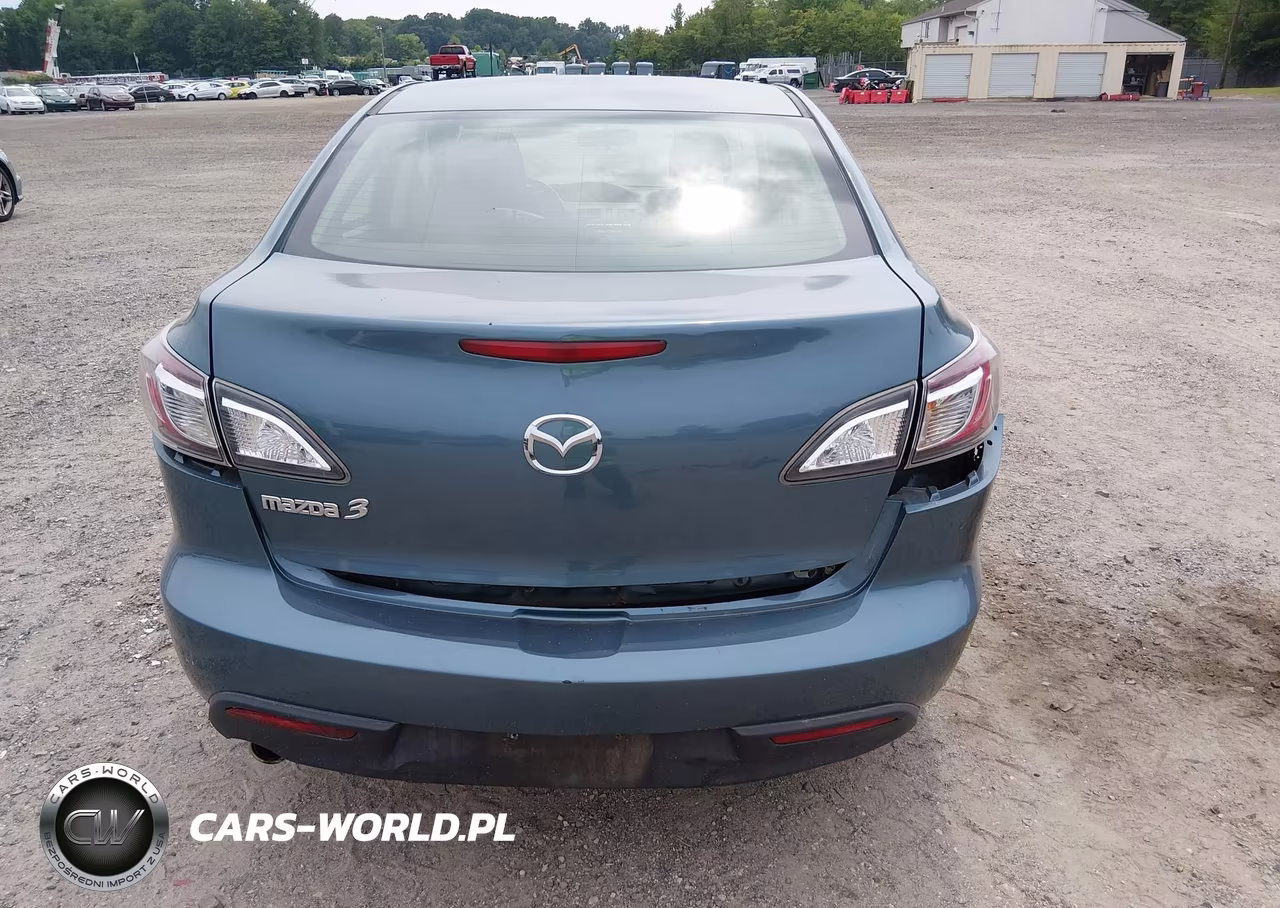 2011 Mazda Mazda3 I Touring VIN:JM1BL1VGXB1423371 - 16