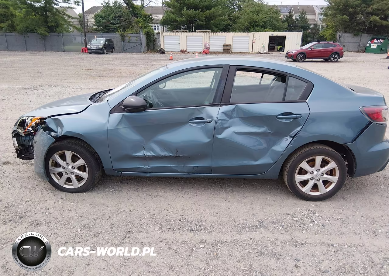 2011 Mazda Mazda3 I Touring VIN:JM1BL1VGXB1423371 - 6