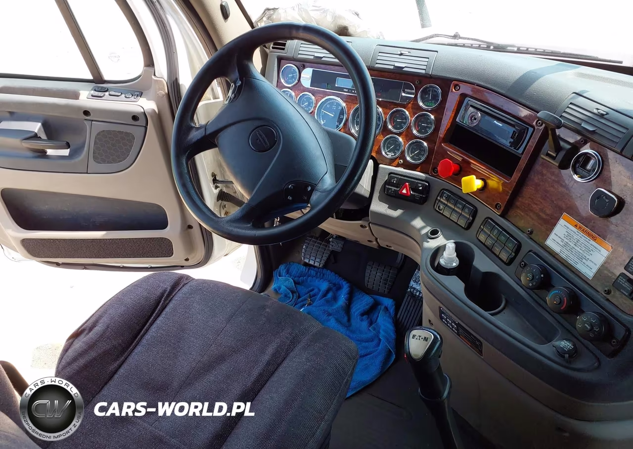 2014 Freightliner Cascadia 125 VIN:3AKJGLD50ESFL5083 - 22