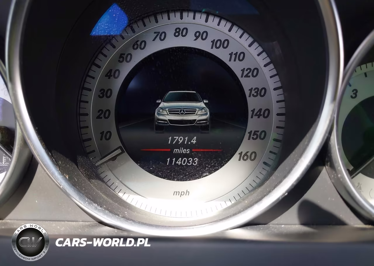 2014 Mercedes-Benz C 350 Sport VIN:WDDGF5HB2ER310384 - 7