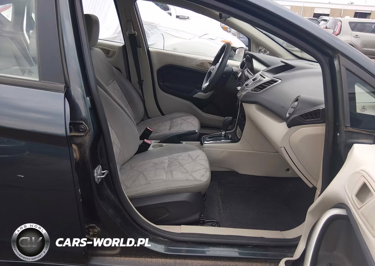 2011 Ford Fiesta Se VIN:3FADP4EJ1BM195926 - 5