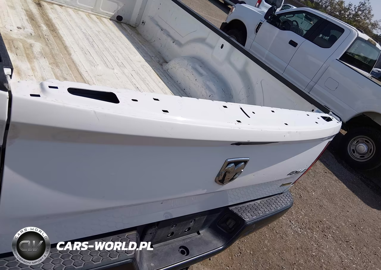 2019 Ram 1500 Classic VIN:3C6JR7DG8KG583336 - 12