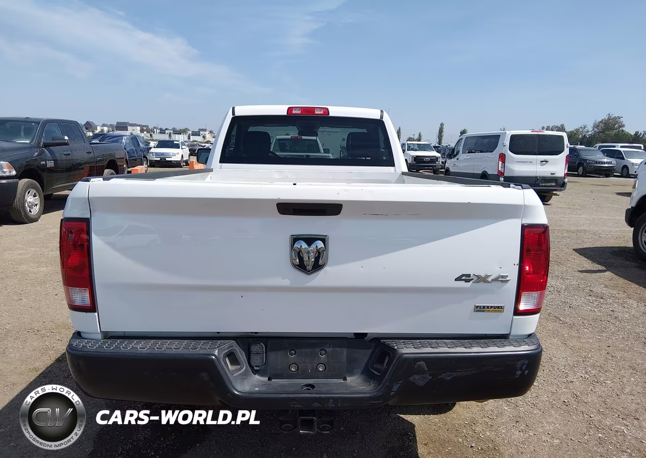 2019 Ram 1500 Classic VIN:3C6JR7DG8KG583336 - 6