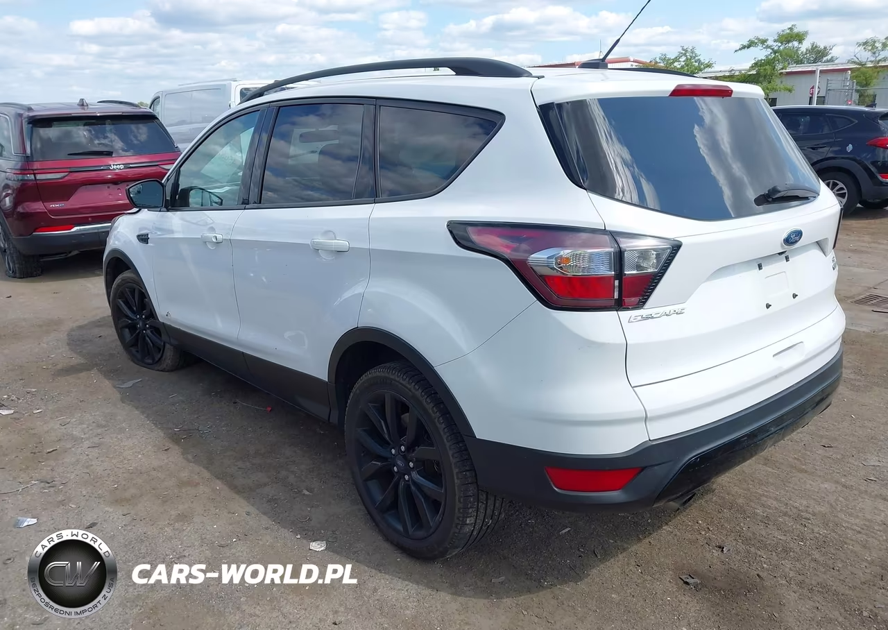 2018 Ford Escape Se VIN:1FMCU0GD6JUB93237 - 3