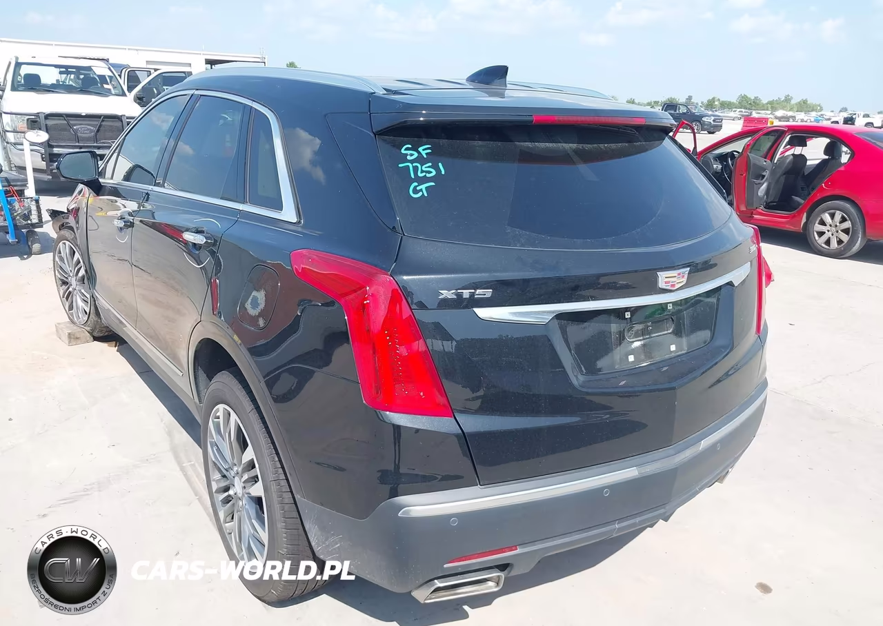 2018 Cadillac Xt5 Premium Luxury VIN:1GYKNERS1JZ175053 - 3