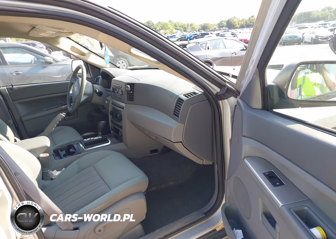 2006 Jeep Grand Cherokee Laredo VIN:1J4GR48K76C255926 - 5
