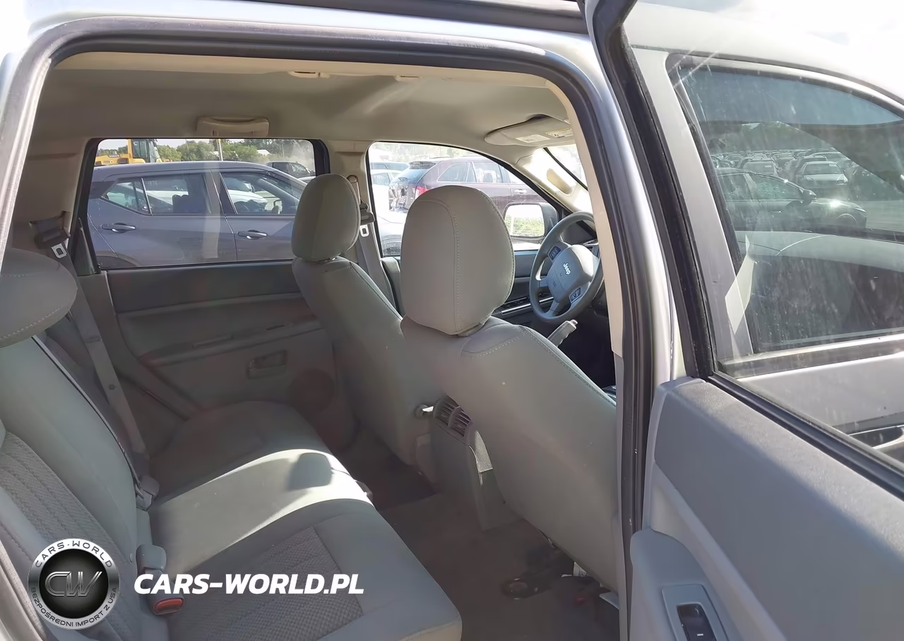 2006 Jeep Grand Cherokee Laredo VIN:1J4GR48K76C255926 - 8