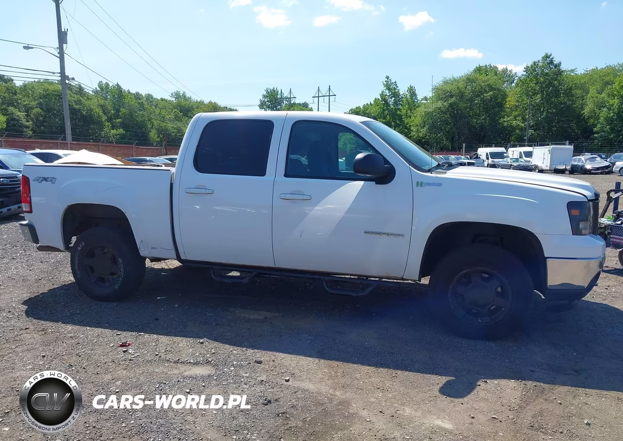 GMC SIERRA 1500 HYBRID VIN:3GTXKYEJ7AG211606 - 13