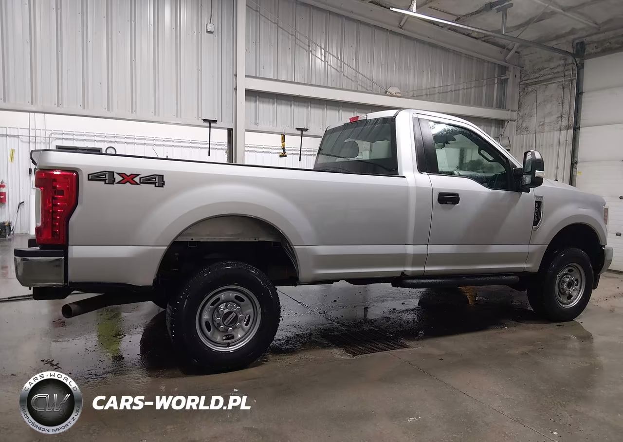 2018 Ford F-250 Xl VIN:1FTBF2B69JEC84074 - 13