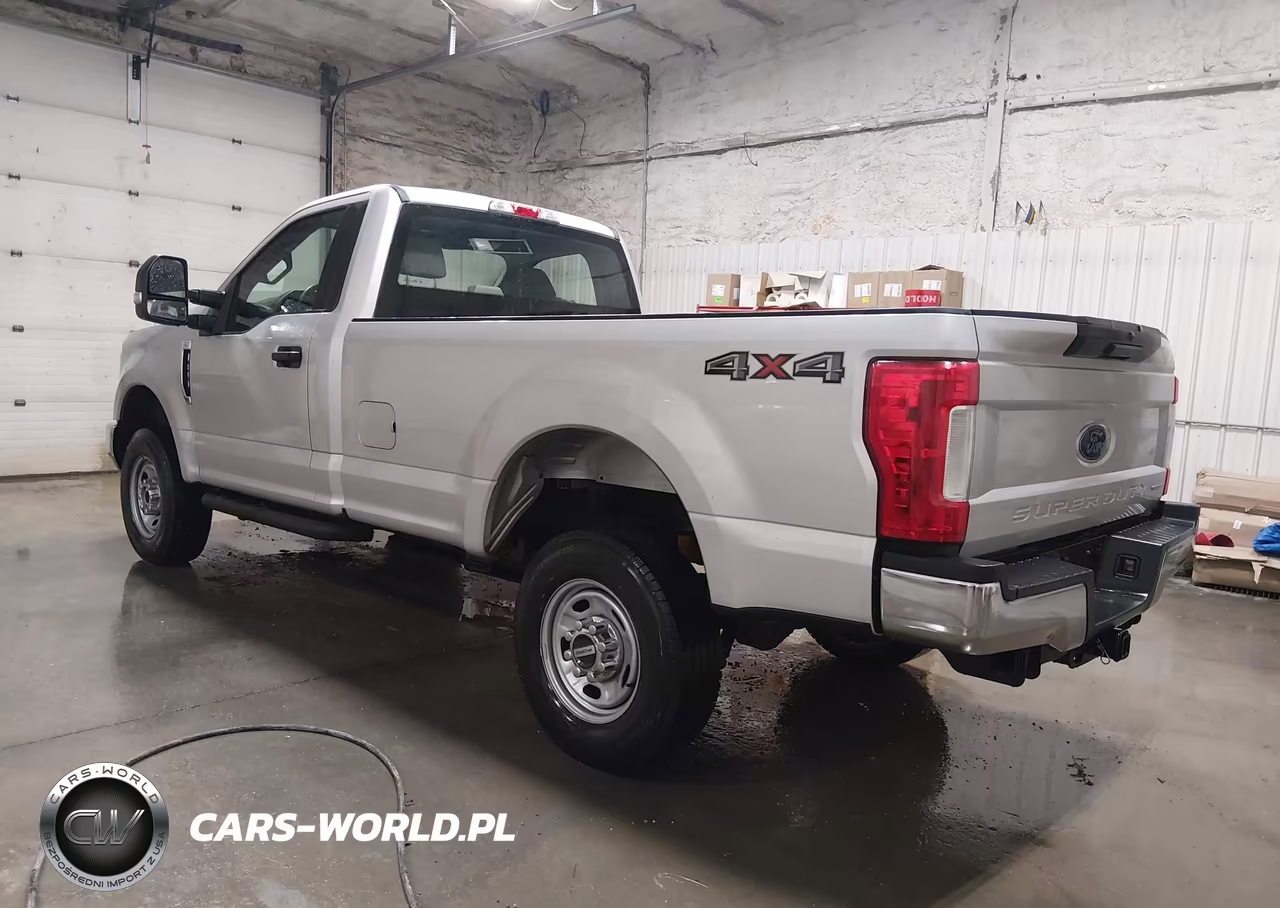 2018 Ford F-250 Xl VIN:1FTBF2B69JEC84074 - 3