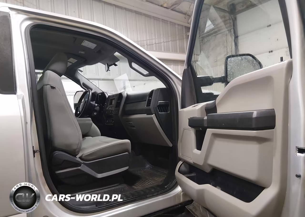 2018 Ford F-250 Xl VIN:1FTBF2B69JEC84074 - 5
