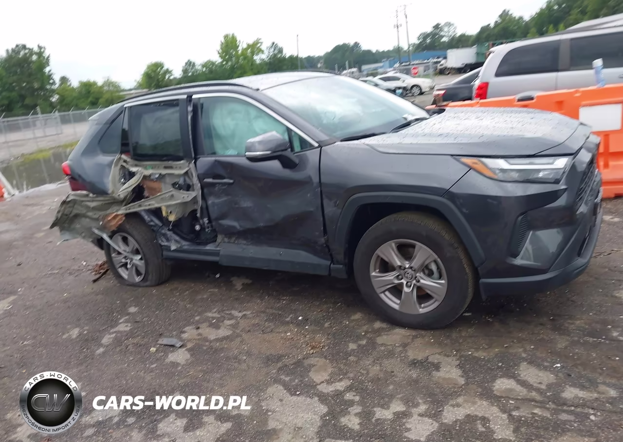 2023 Toyota Rav4 Xle VIN:2T3P1RFV5PW383720 - 13
