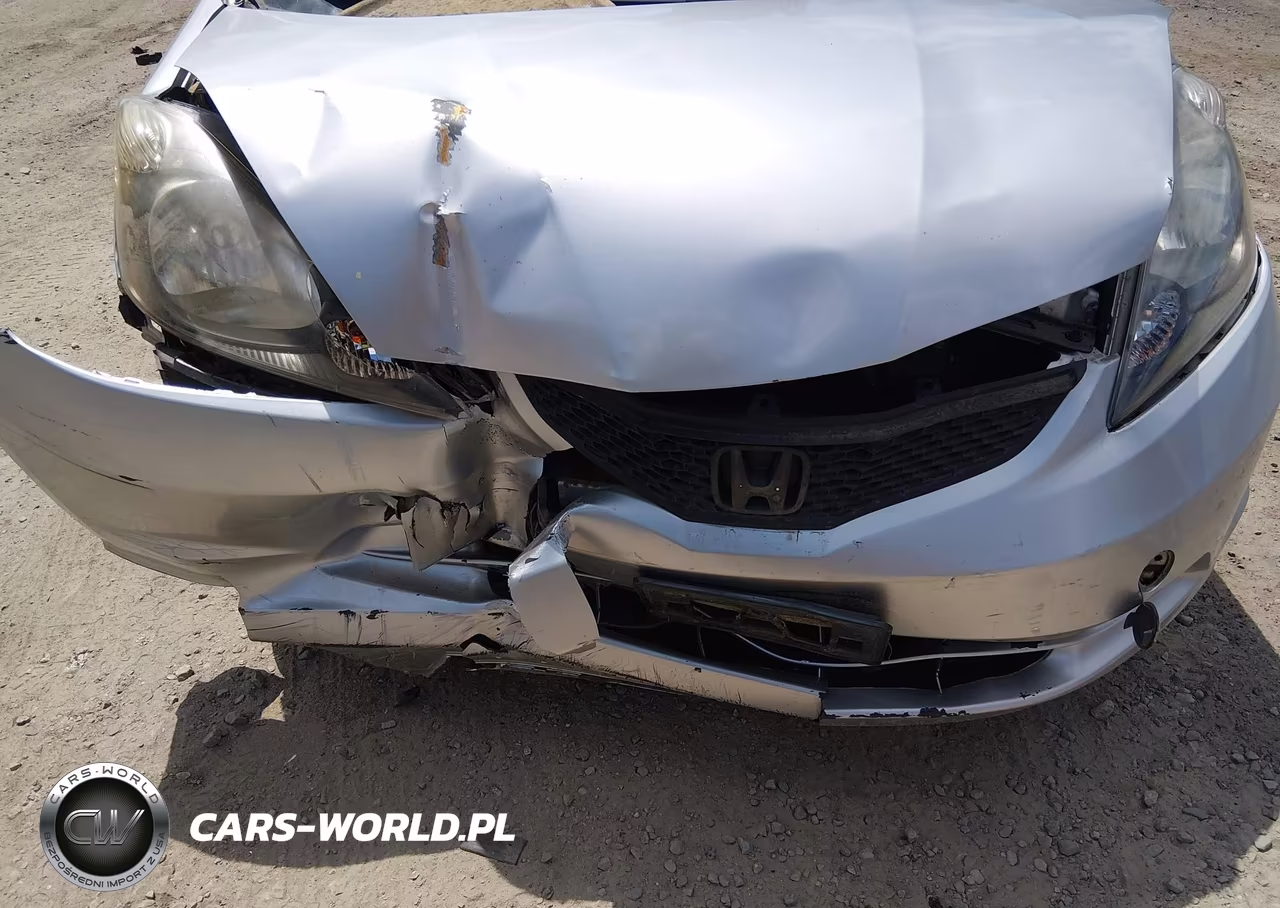2011 Honda Fit VIN:JHMGE8H31BC028600 - 6