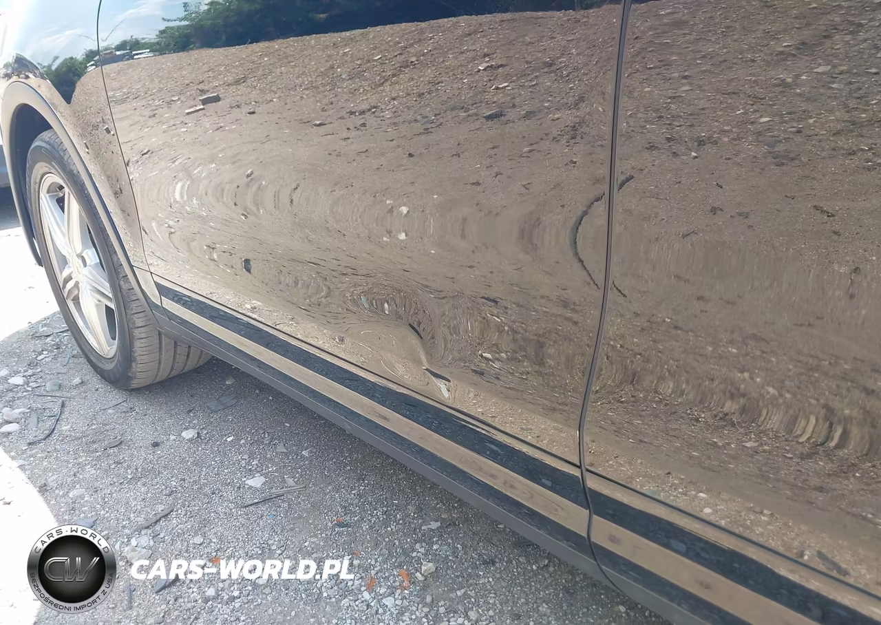 2013 Porsche Cayenne VIN:WP1AA2A24DLA06822 - 6