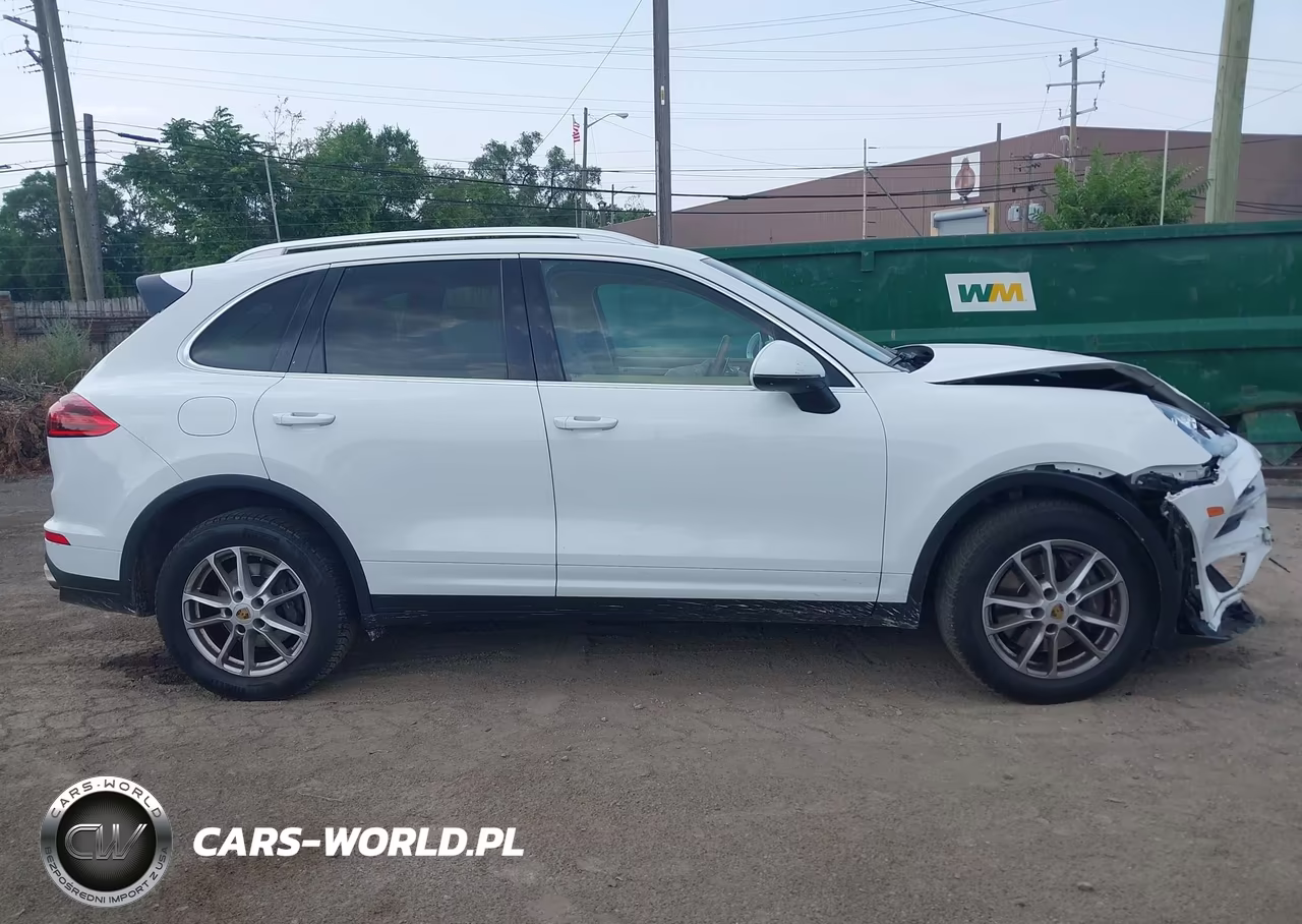 2016 Porsche Cayenne VIN:WP1AA2A22GKA37013 - 13