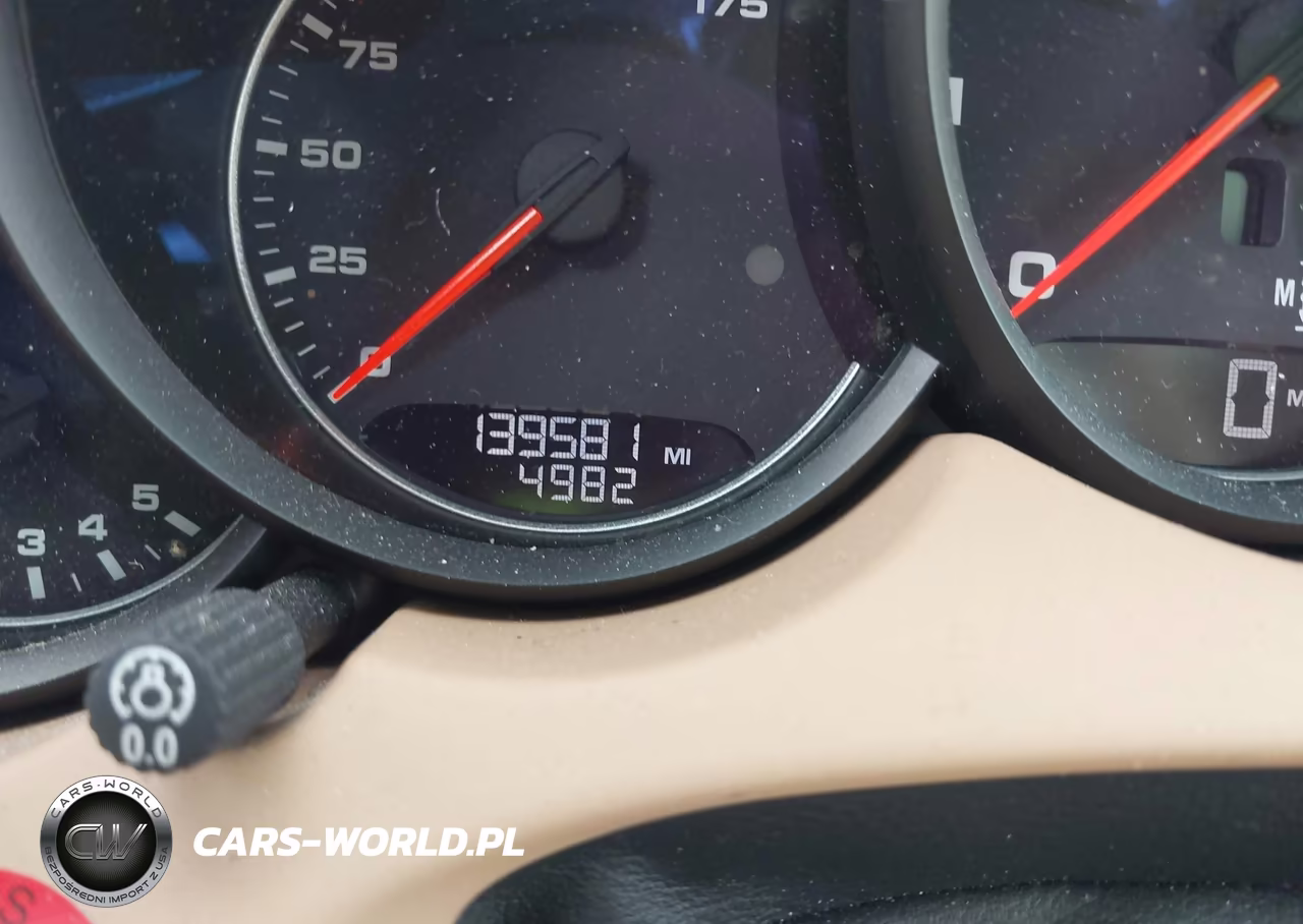 2016 Porsche Cayenne VIN:WP1AA2A22GKA37013 - 15