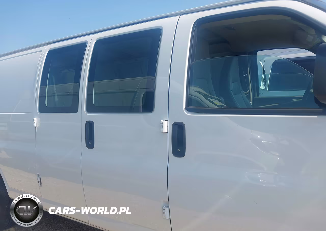 2015 Chevrolet Express 3500 Work Van VIN:1GCZGUCG0F1283697 - 13
