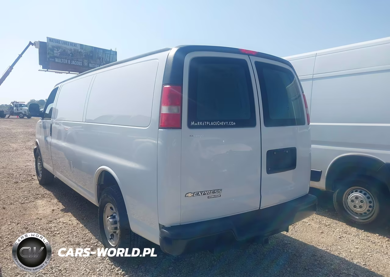 2015 Chevrolet Express 3500 Work Van VIN:1GCZGUCG0F1283697 - 3