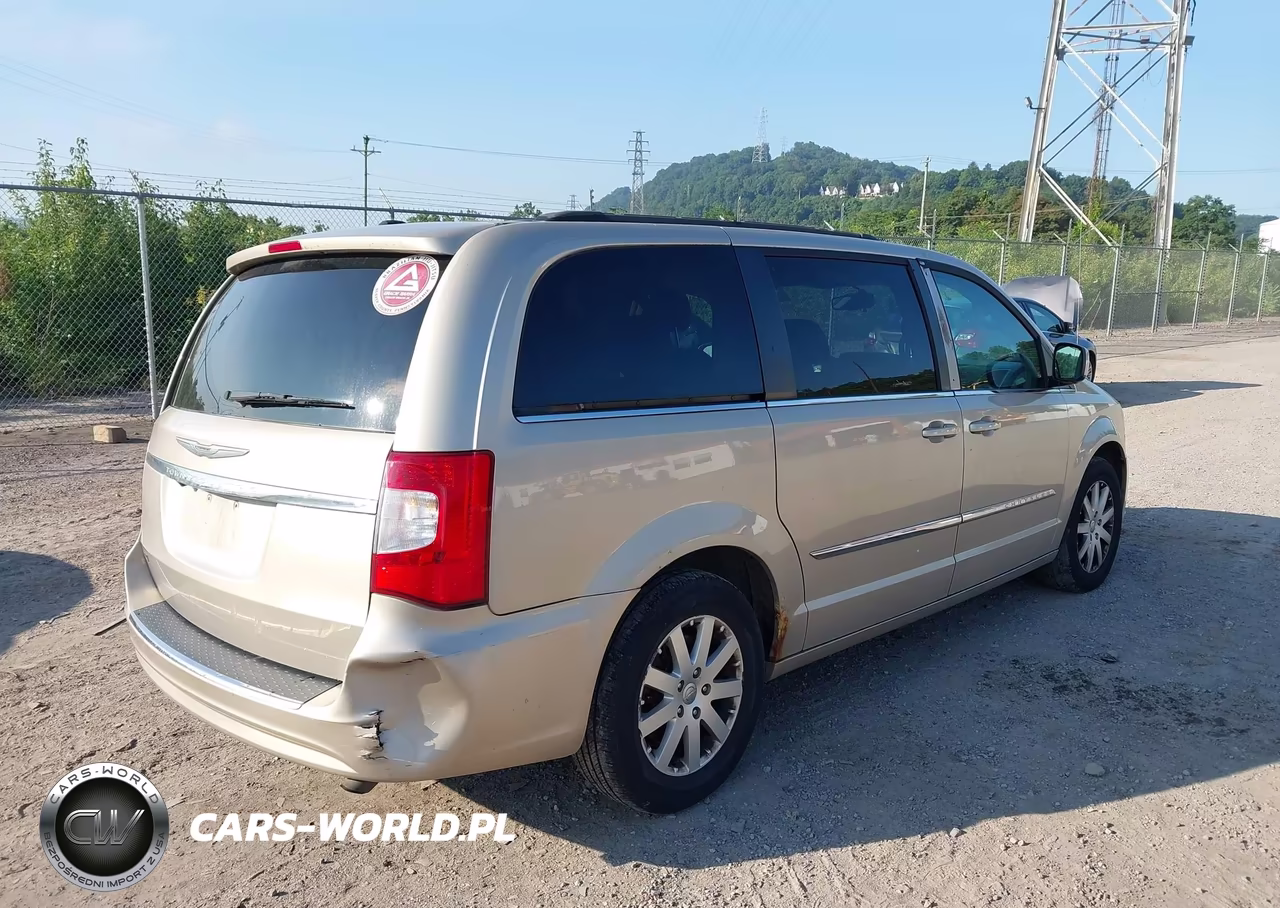 2014 Chrysler Town & Country Touring VIN:2C4RC1BG1ER218623 - 4