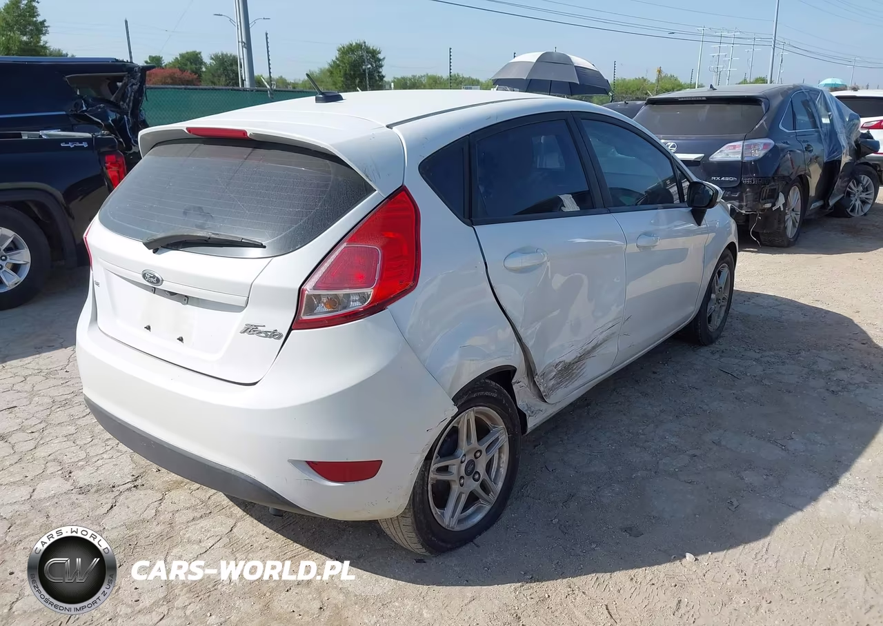 2019 Ford Fiesta Se VIN:3FADP4EJ0KM158012 - 4