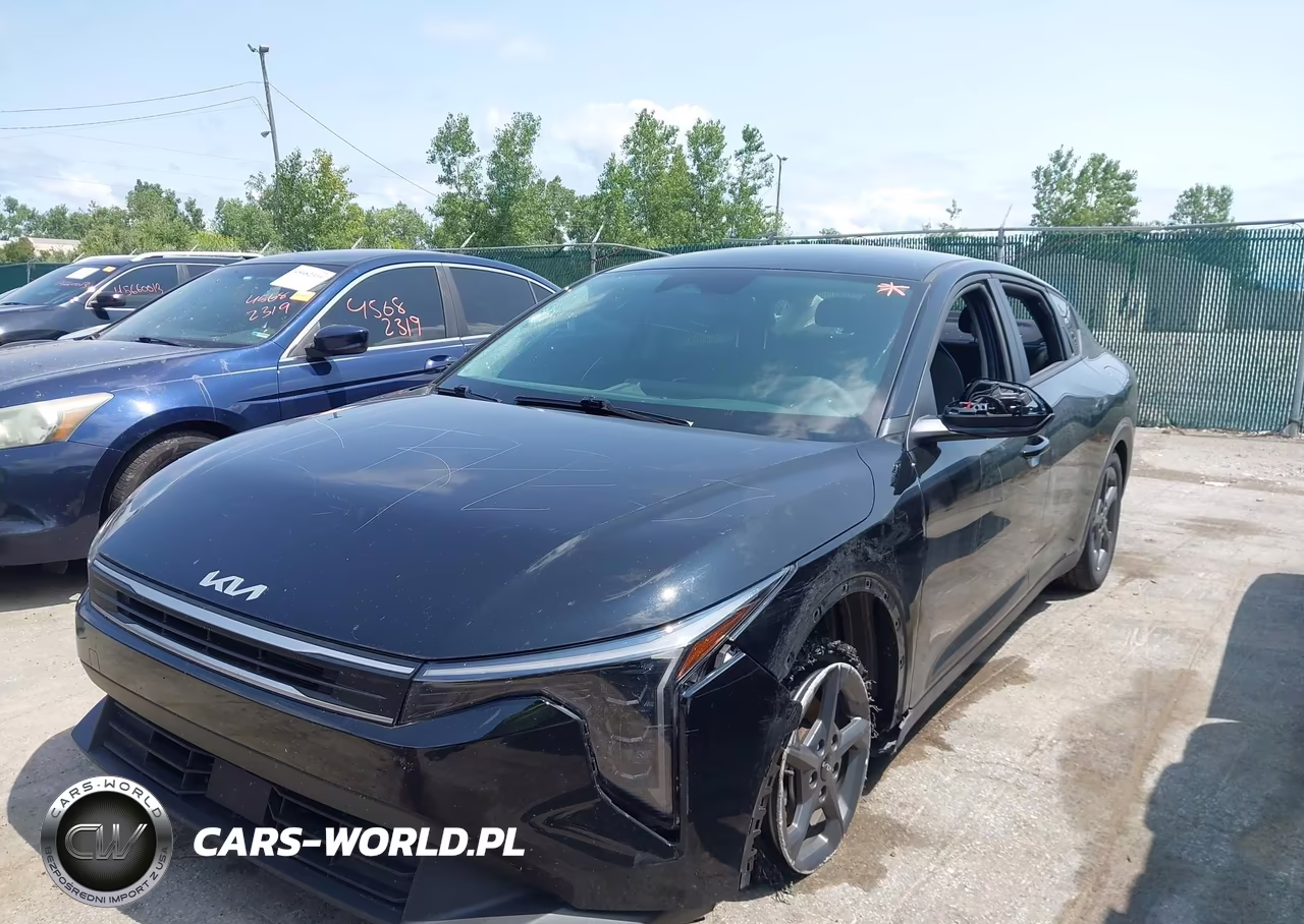 2025 Kia K4 Lxs VIN:3KPFT4DE6SE031326 - 2