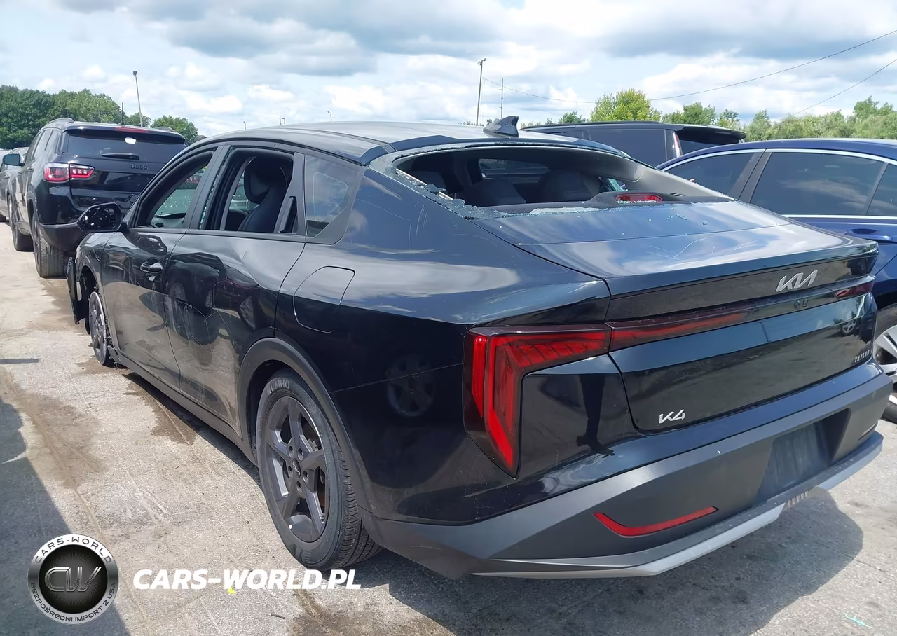 2025 Kia K4 Lxs VIN:3KPFT4DE6SE031326 - 3