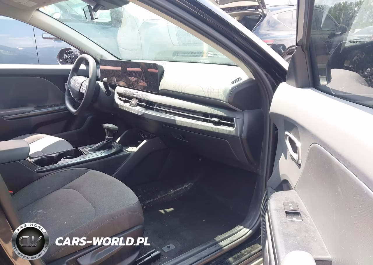 2025 Kia K4 Lxs VIN:3KPFT4DE6SE031326 - 5