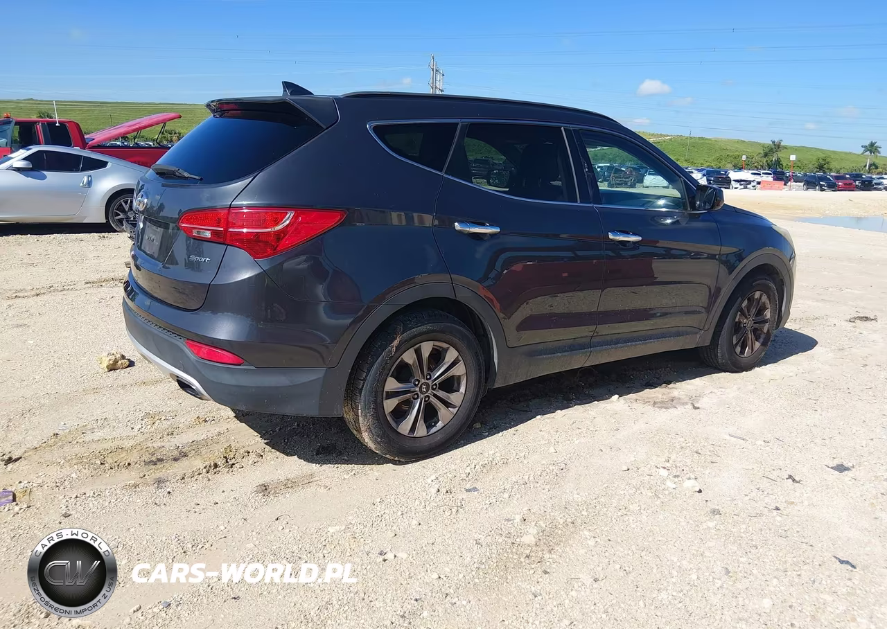 2015 Hyundai Santa Fe Sport 2.4L VIN:5XYZU3LB5FG267499 - 4
