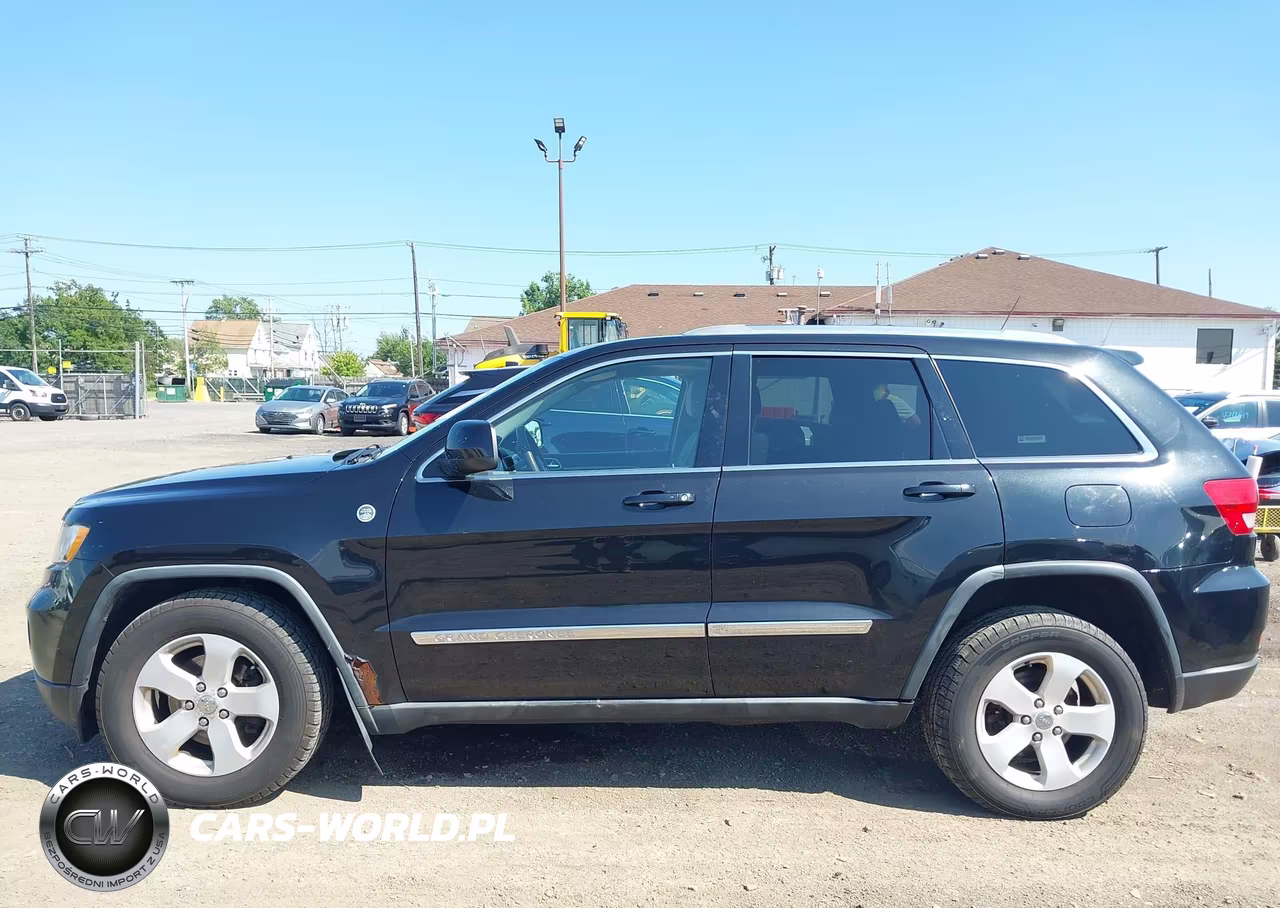 2012 Jeep Grand Cherokee Laredo VIN:1C4RJFAGXCC105084 - 14