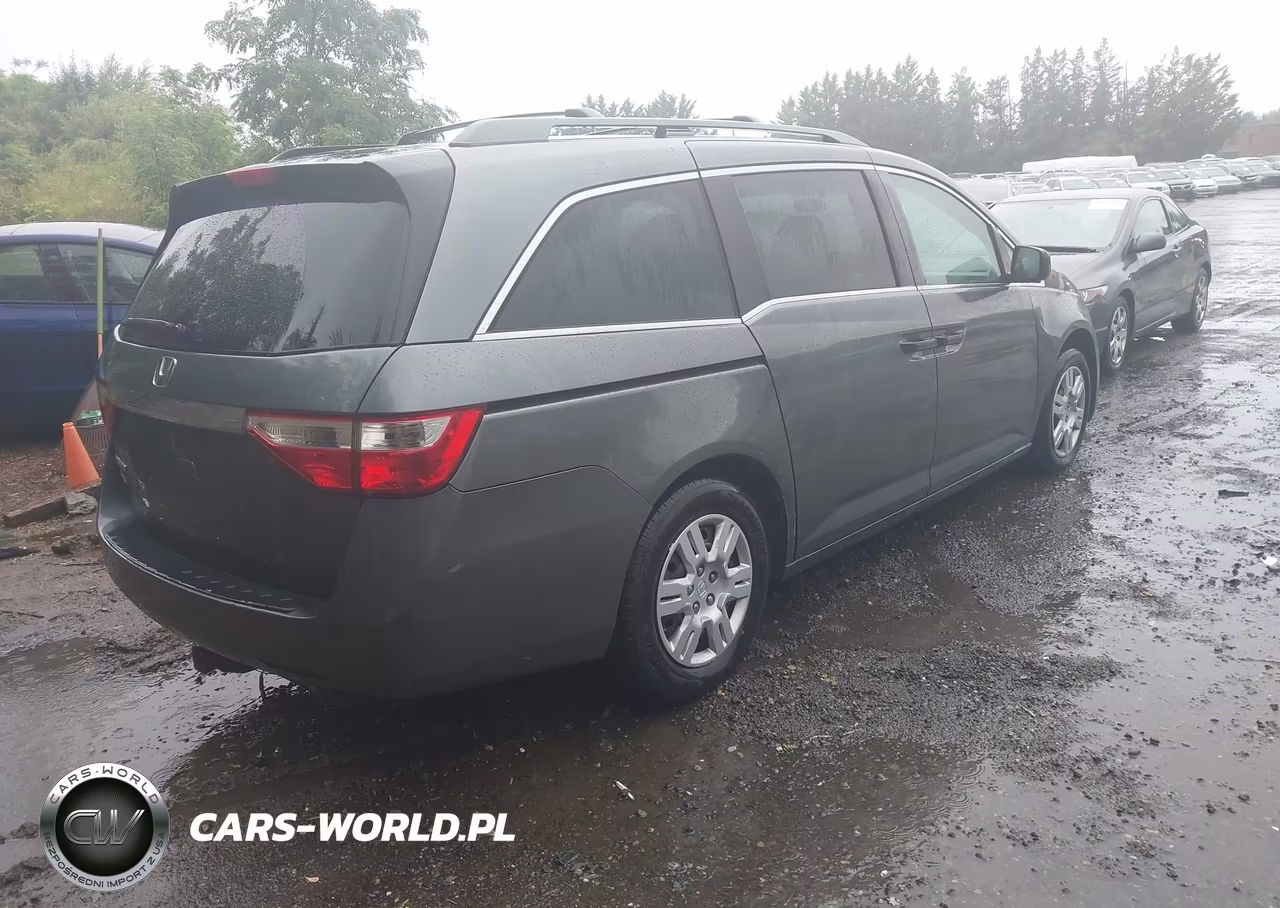 2011 Honda Odyssey Lx VIN:5FNRL5H27BB059746 - 4